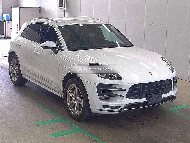 Porsche Macan 2014, auction grade 4.5