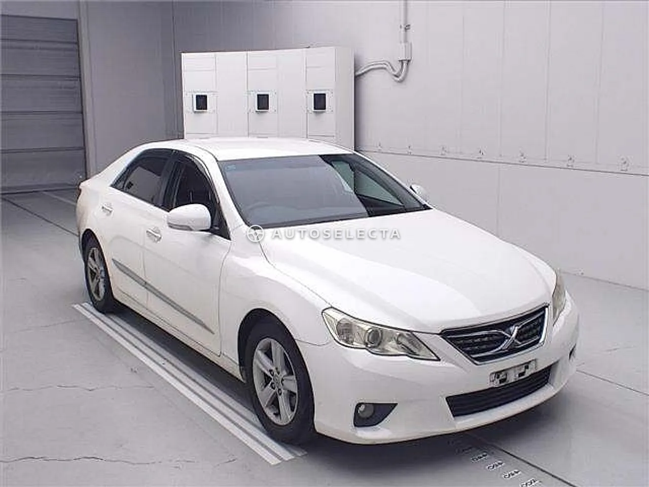 Toyota Mark X 2009, photo 1 of 1