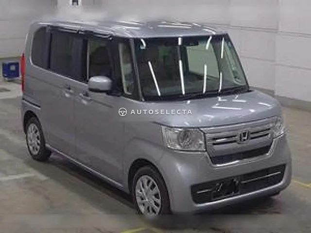 Honda N-BOX 2022, auction grade 4.5