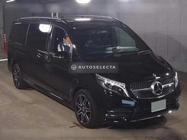 Mercedes-Benz V-Class 2022, auction grade 4.5