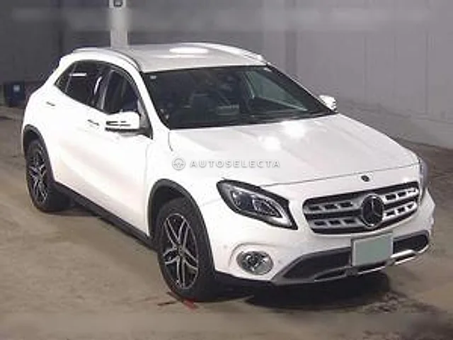 Mercedes-Benz GLA-Class 2018, auction grade 4.5
