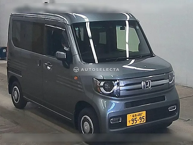 Honda N-VAN Plus Style 2019, auction grade 3.5