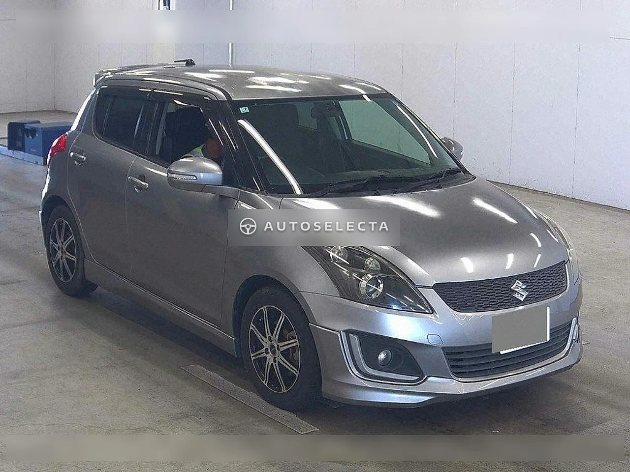 Suzuki Swift 2013, photo 1 of 1
