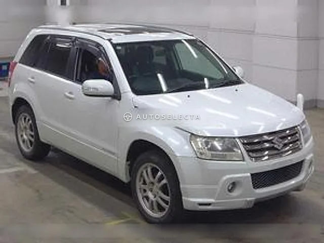 Suzuki Escudo 2008, auction grade 3.5