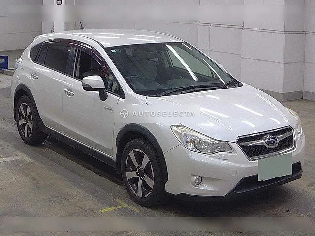 Subaru Impreza XV Hybrid 2013, auction grade 3.5