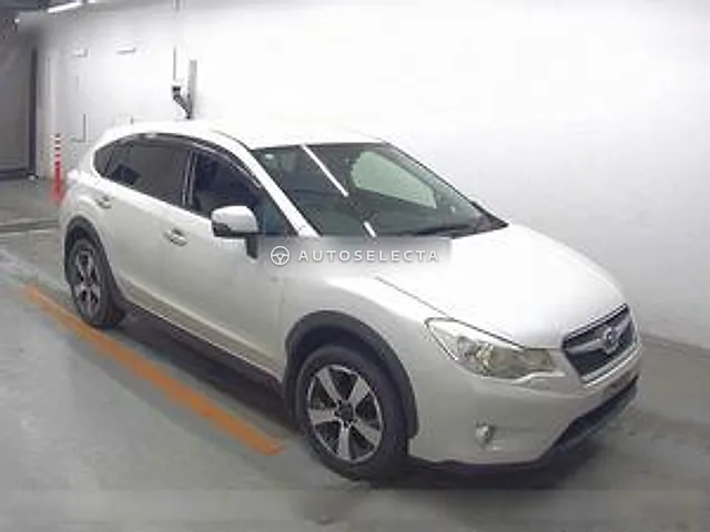 Subaru Impreza XV Hybrid 2013, auction grade 3.5