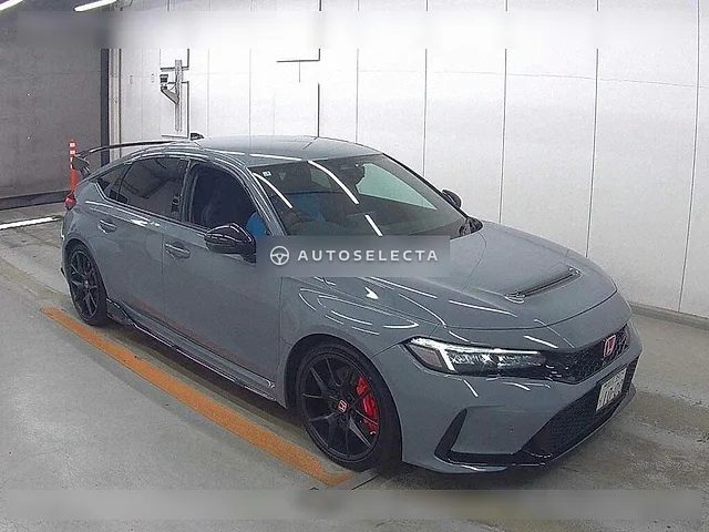 Honda Civic Type R 2025, auction grade 5