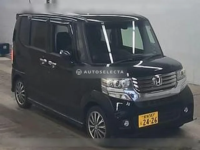 Honda N-BOX Custom 2014, auction grade 3.5