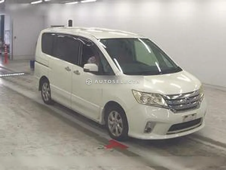 Nissan Serena 2011, photo 1 of 1