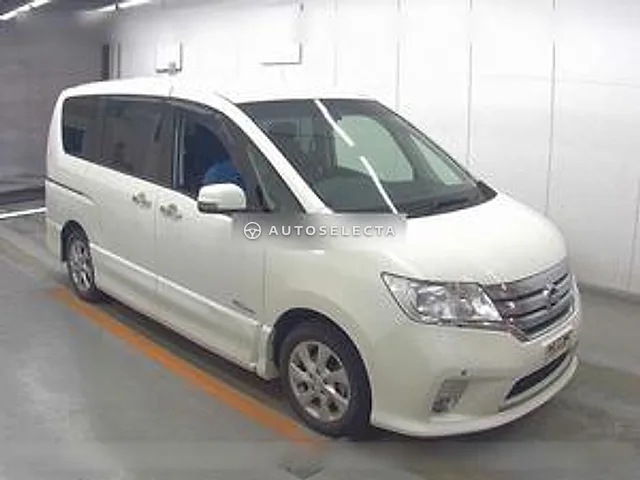 Nissan Serena 2013, auction grade R