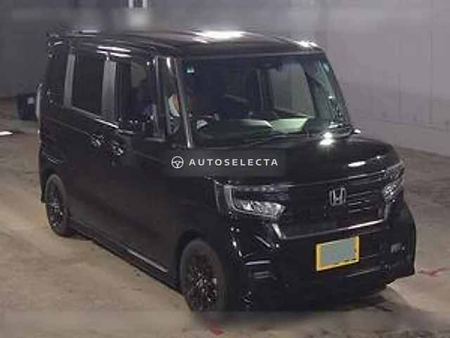 Honda N-BOX Custom 2022, auction grade 4