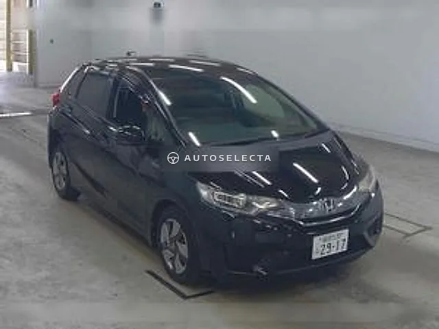 Honda Fit Hybrid 2014, auction grade 4