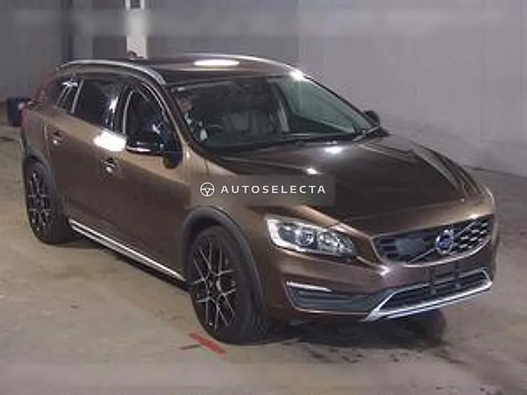 Volvo V60 2017, photo 1 of 6
