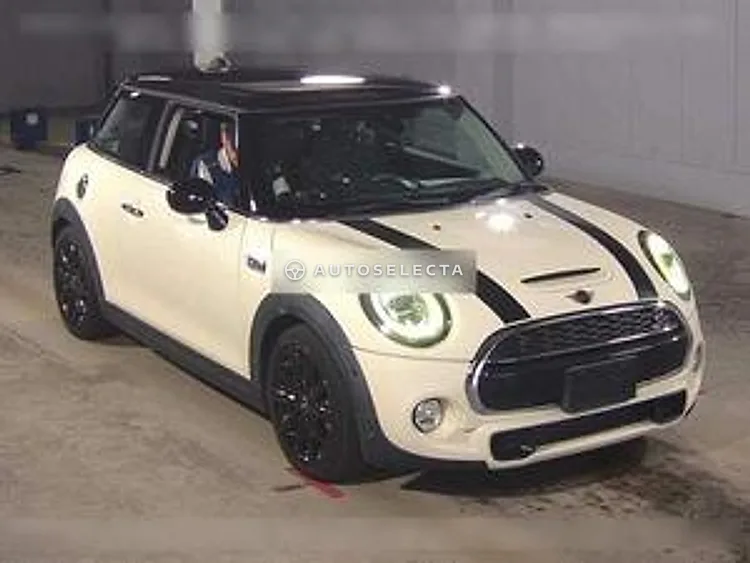 MINI 2019, photo 1 of 6