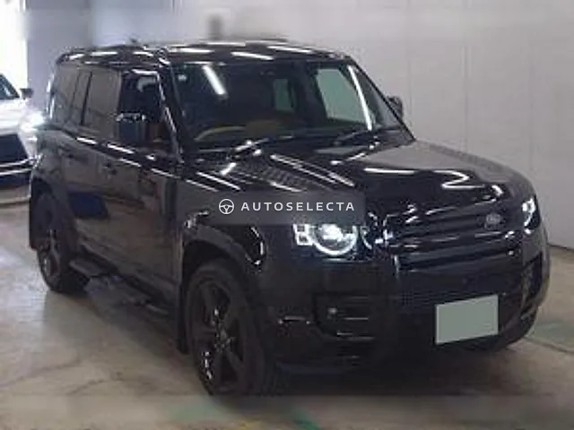 Land Rover Defender 2023, auction grade 5