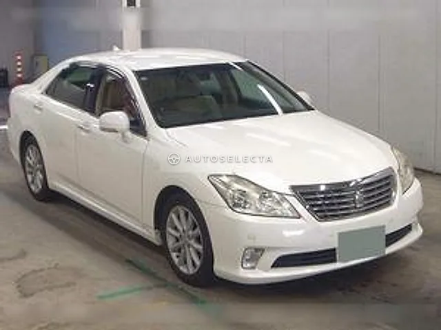 Toyota Crown 2011, auction grade 4