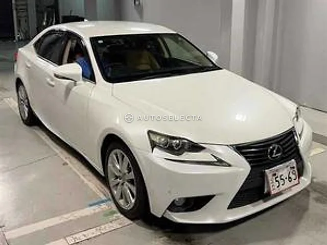 Lexus IS 2014, auction grade 4