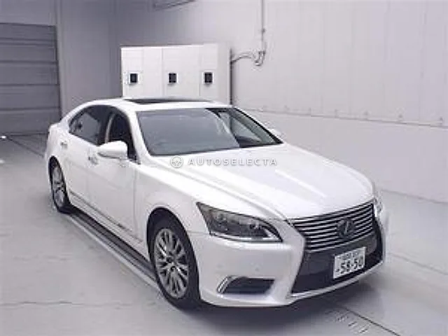 Lexus LS 2014, auction grade 3.5
