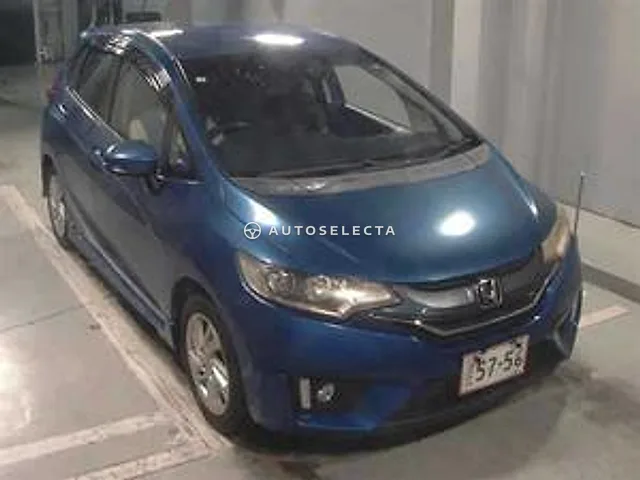 Honda Fit 2015, auction grade 3.5