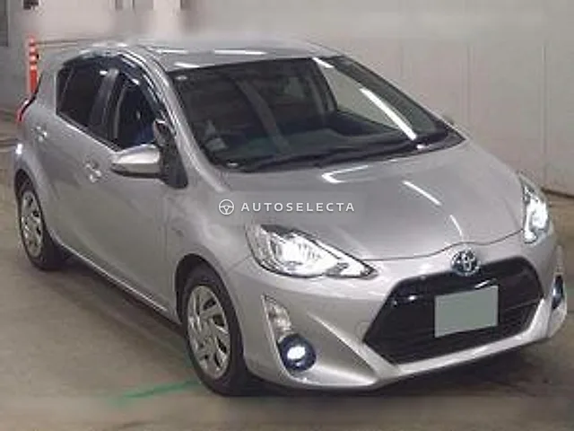 Toyota Aqua 2015, auction grade 4.5