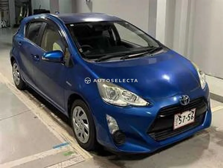 Toyota Aqua 2015, photo 1 of 1