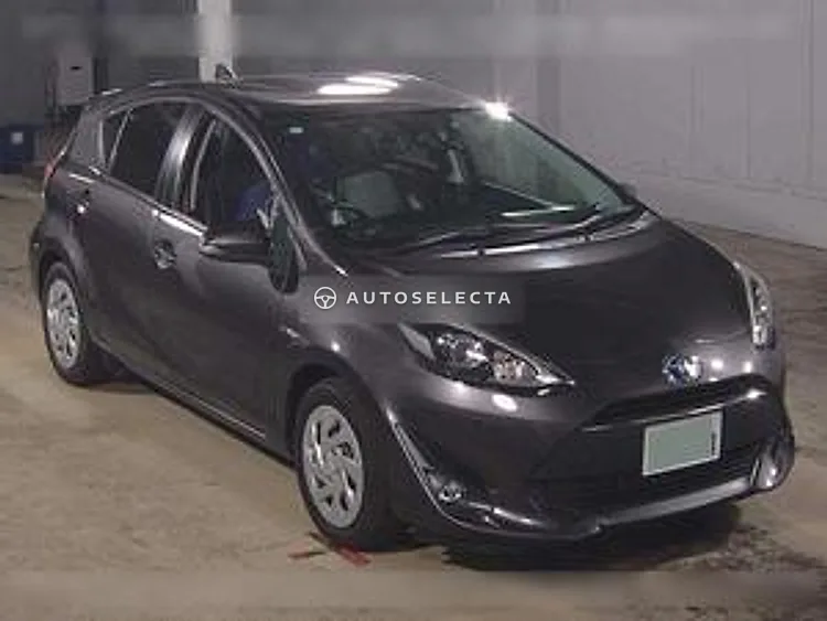 Toyota Aqua 2017, photo 1 of 1