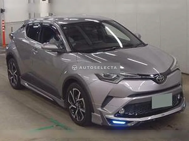 Toyota C-HR 2017, auction grade 4.5