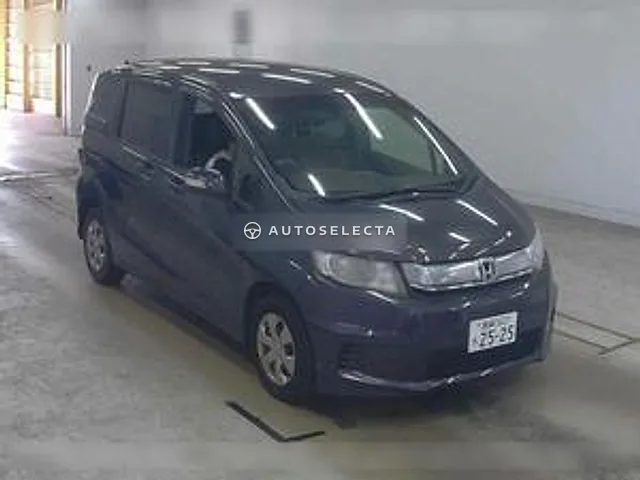 Honda Freed Spike 2015, auction grade 4