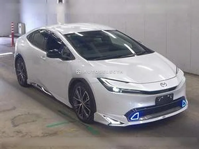 Toyota Prius 2023, auction grade 4.5