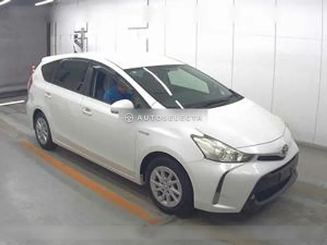 Toyota Prius Alpha 2015, auction grade 4