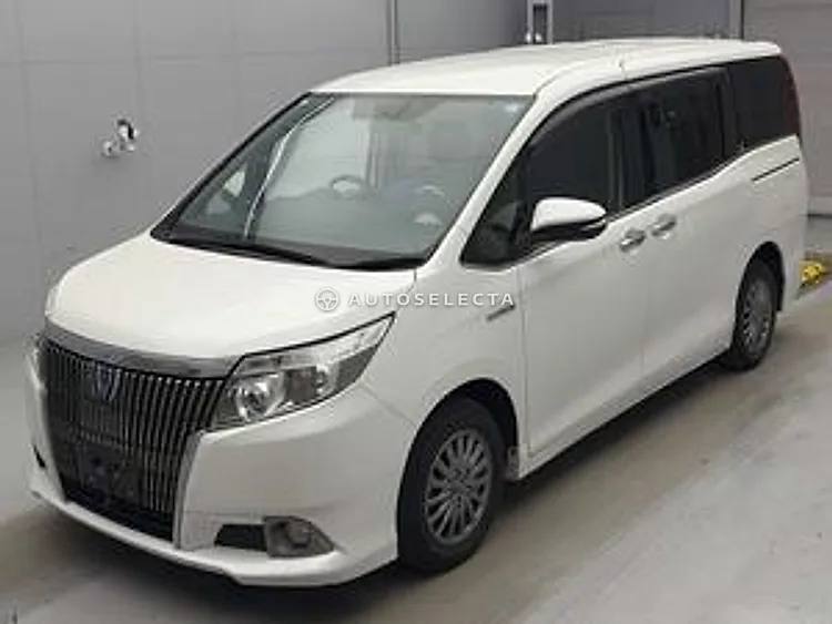 Toyota Esquire 2015, photo 1 of 1