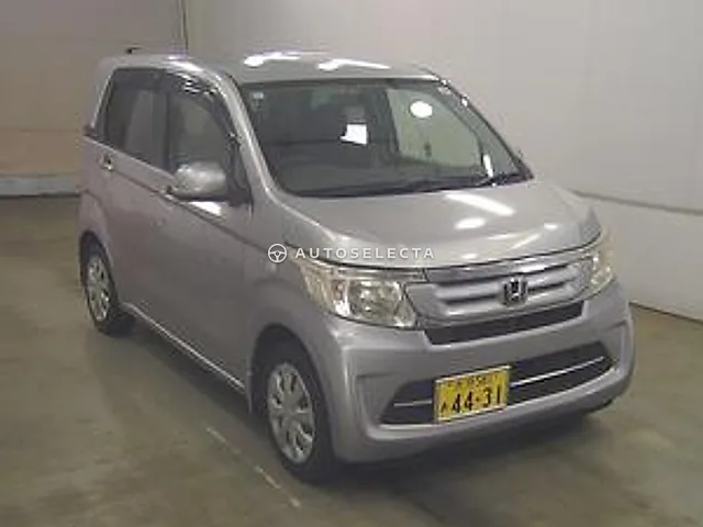 Honda N-WGN 2016, auction grade 3.5