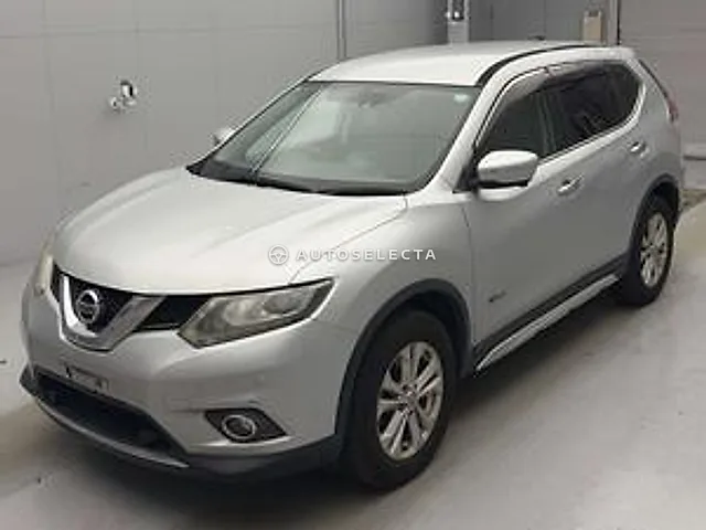 Nissan X-Trail 2017, auction grade 3.5