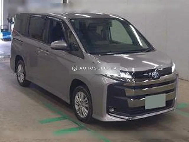 Toyota Noah 2022, auction grade 4.5