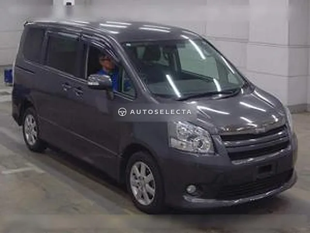 Toyota Noah 2009, auction grade RA