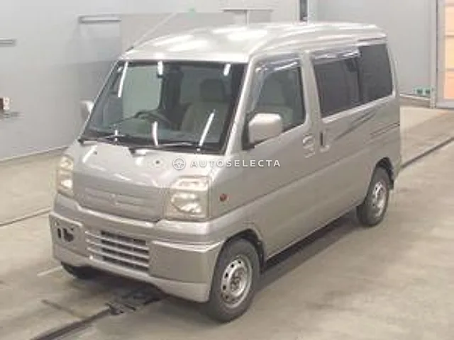 Mitsubishi Town Box 2000, auction grade 3