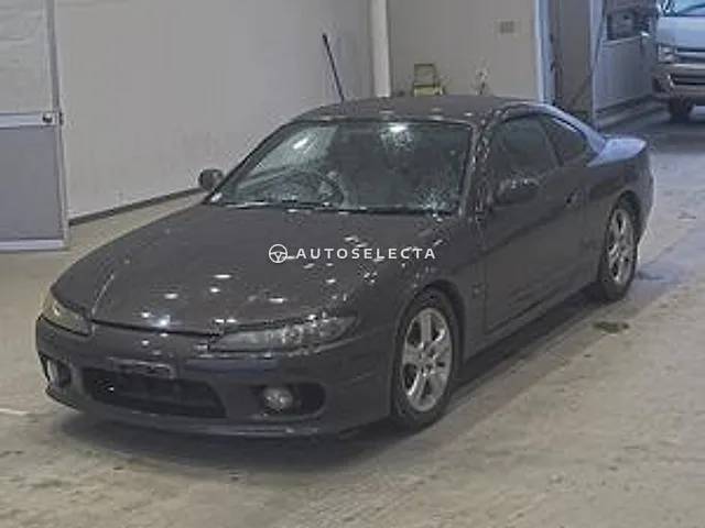 Nissan Silvia 1999, auction grade R