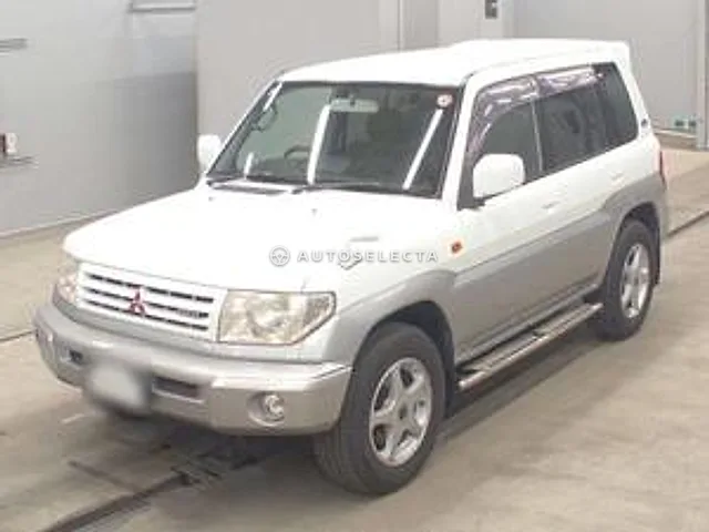 Mitsubishi Pajero iO 1999, auction grade 3