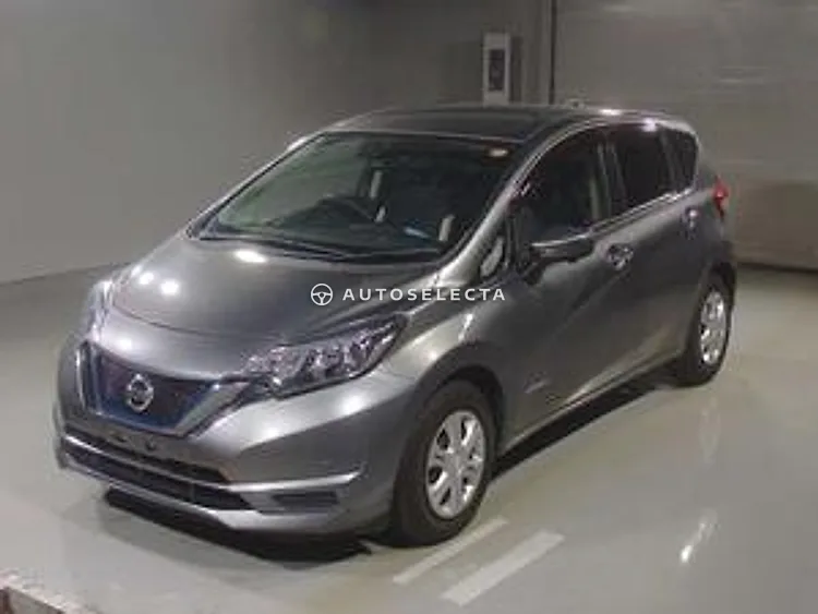 Nissan Note 2018, photo 1 of 2