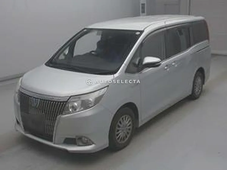 Toyota Esquire 2014, photo 1 of 1