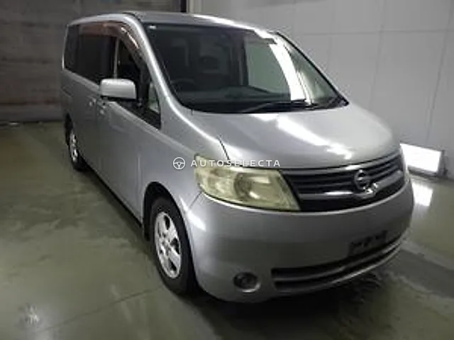 Nissan Serena 2005, auction grade 3