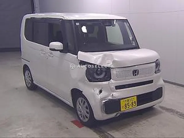 Honda N-BOX 2024, auction grade R