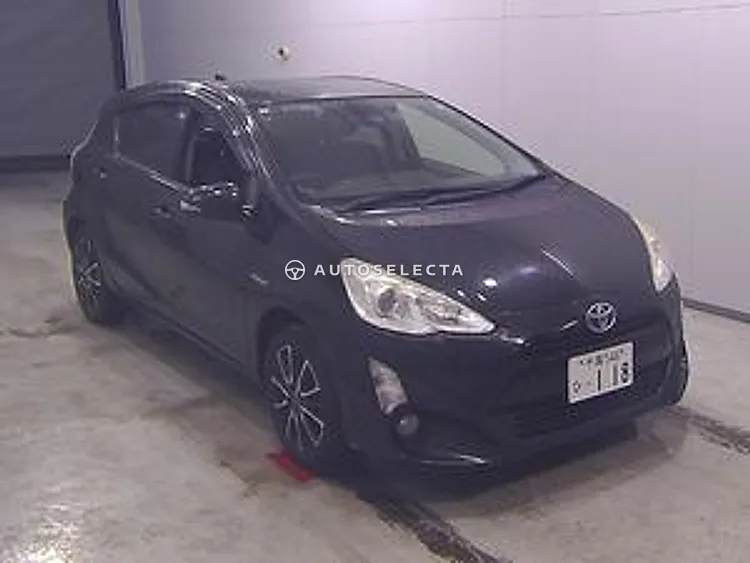 Toyota Aqua 2016, photo 1 of 1