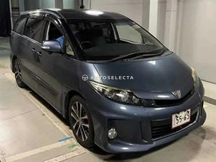 Toyota Estima 2014, photo 1 of 1