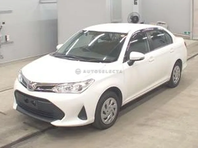 Toyota Corolla Axio 2021, auction grade 3.5