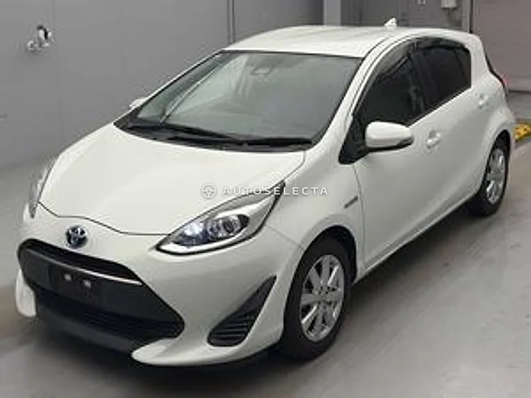 Toyota Aqua 2017, photo 1 of 1
