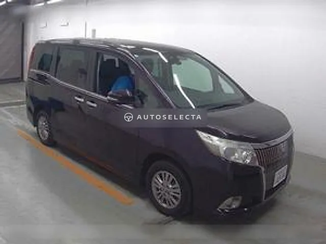 Toyota Esquire 2015, auction grade 3.5