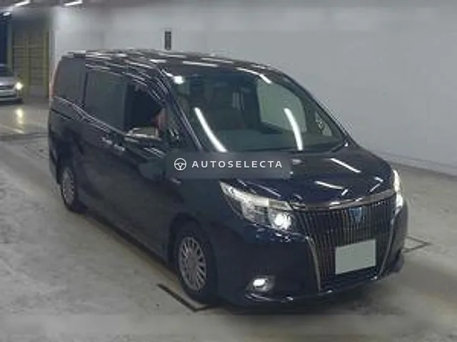 Toyota Esquire 2017, auction grade 4