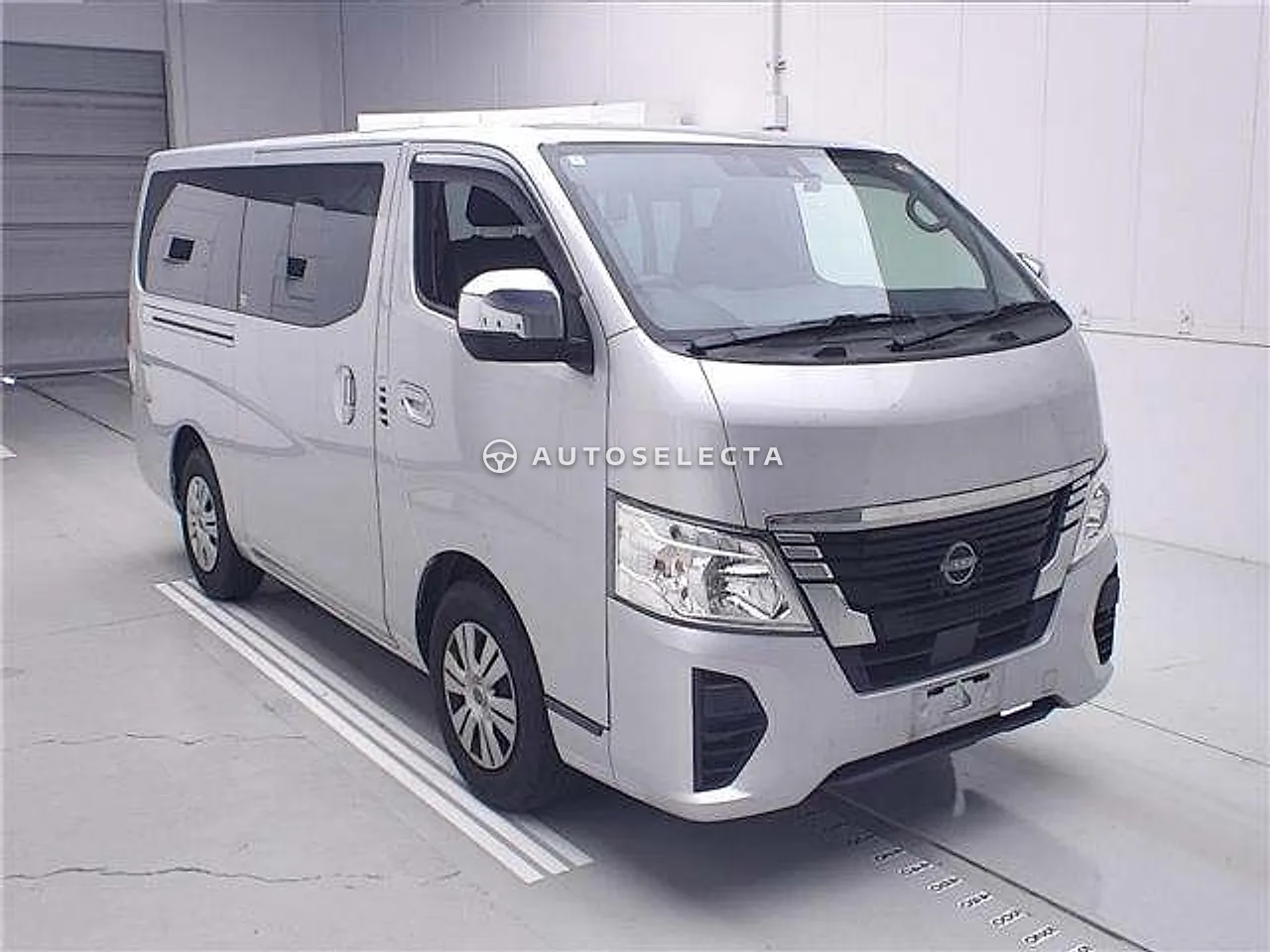 Nissan Caravan 2022, photo 1 of 11