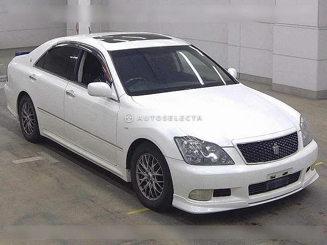 Toyota Crown 2006, auction grade 3.5